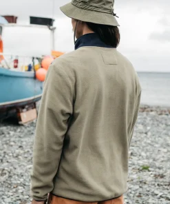 Hot Finisterre Men's Axiom 1/4 Snap Fleece WillowGreen/Navy/Olive