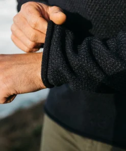 Discount Finisterre Men's Barents Sweater Indigo