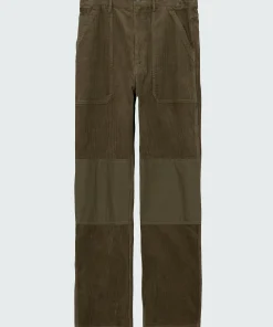 Fashion Finisterre Men's Basset Cord Trouser Olive