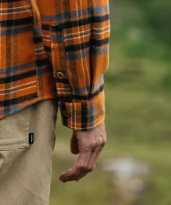 New Finisterre Men's Beardsmore Shirt HarvestGoldCheck