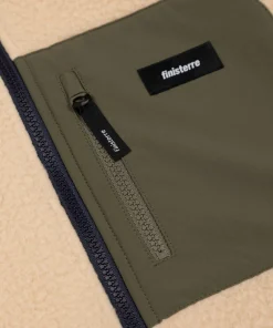 Store Finisterre Men's Bolster Fleece Vest Oatmeal/Navy