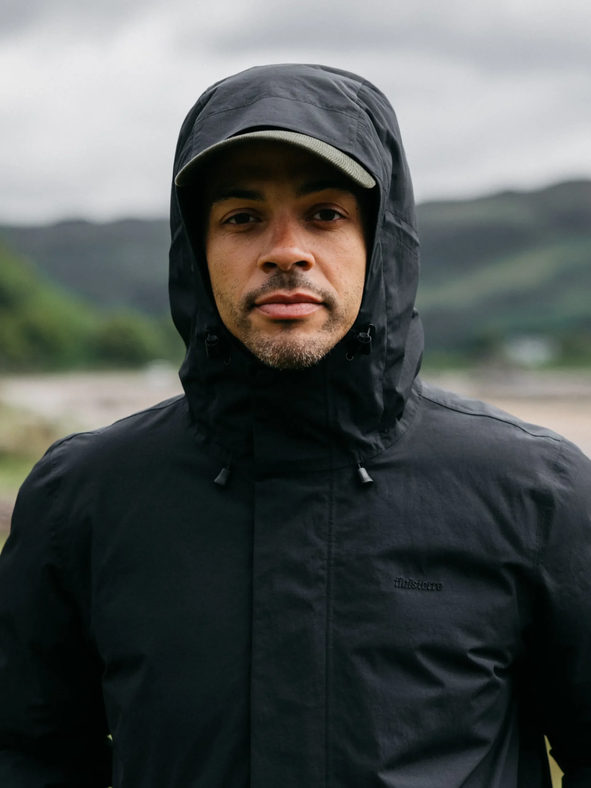 New Finisterre Men's Caelus Waterproof Parka Black