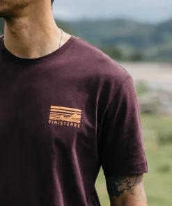 Online Finisterre Men's Cape T-Shirt BlackCherry