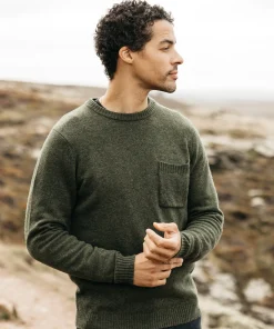 Clearance Finisterre Men's Cavan Pocket Knit Sweater Olive