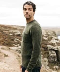 Clearance Finisterre Men's Cavan Pocket Knit Sweater Olive