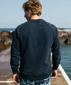 Hot Finisterre Men's Coho Sweatshirt Navy