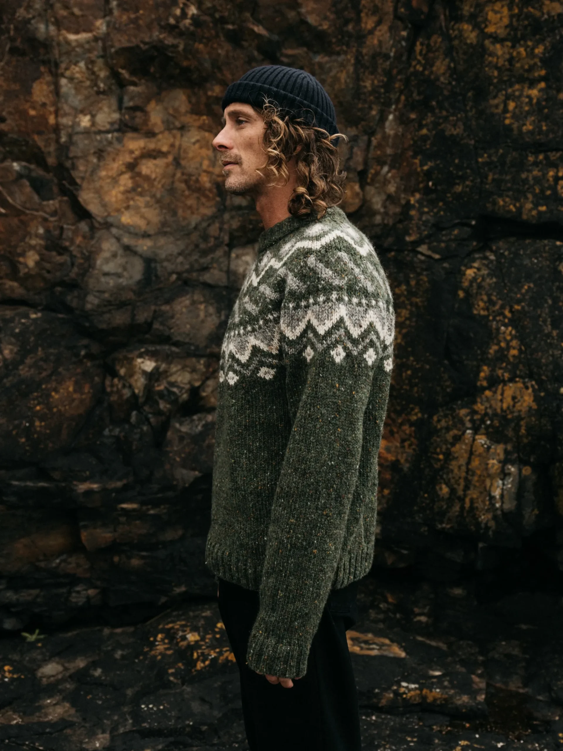Best Sale Finisterre Men's Cormoran Fair Isle Sweater Olive