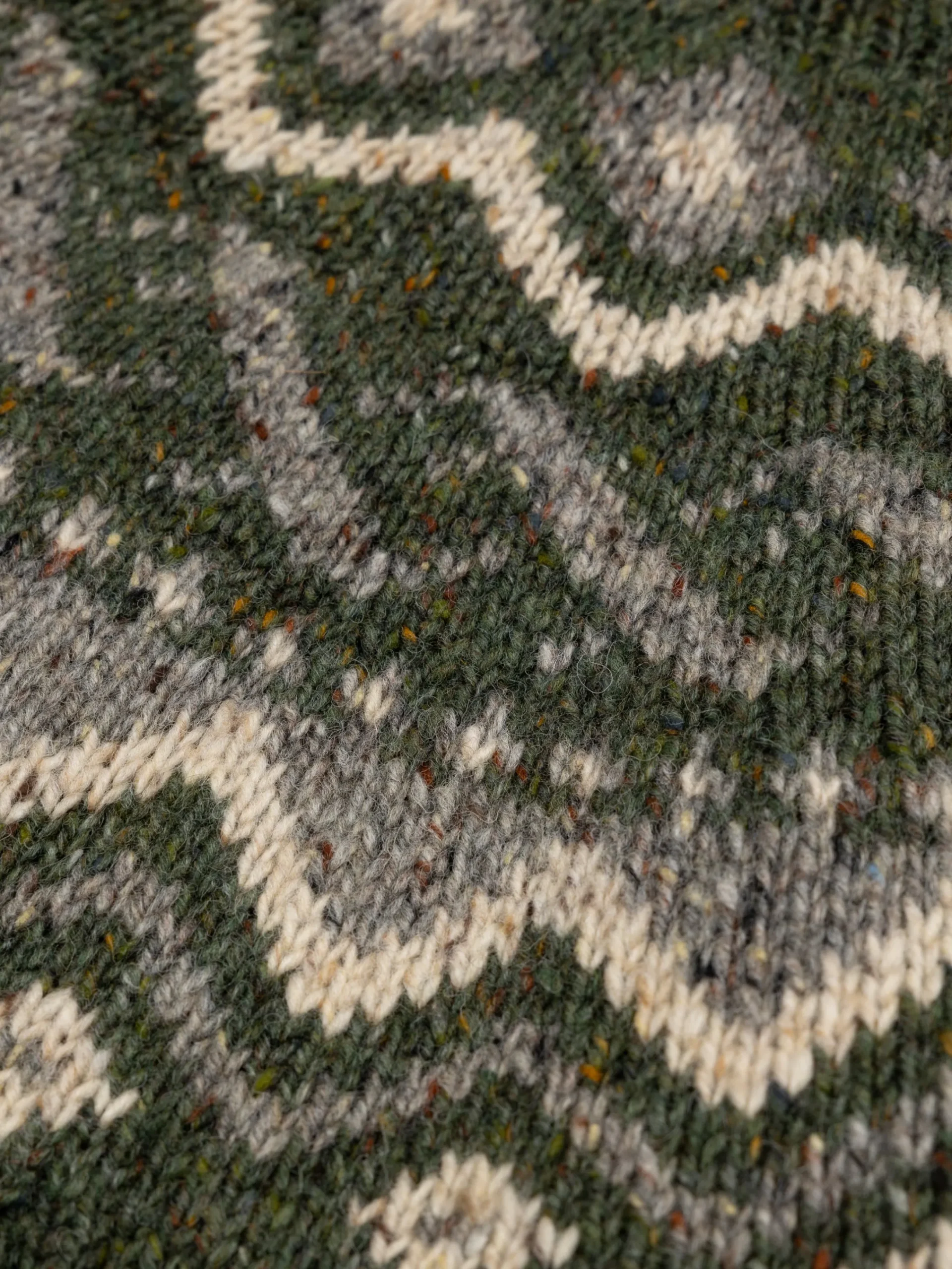 Best Sale Finisterre Men's Cormoran Fair Isle Sweater Olive