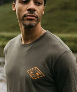 Clearance Finisterre Men's Diamond Logo T-Shirt Olive