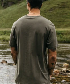 Clearance Finisterre Men's Diamond Logo T-Shirt Olive