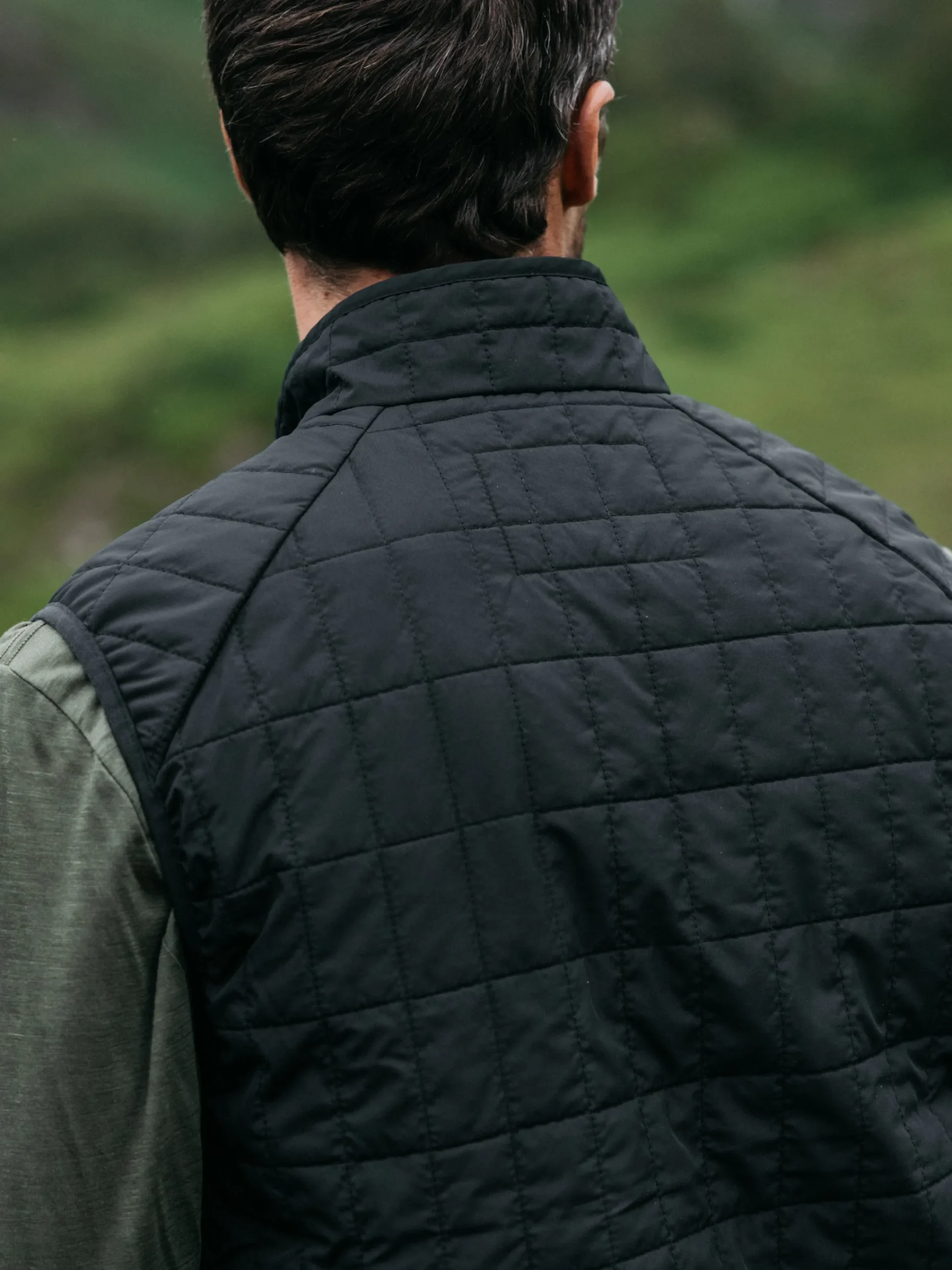 Store Finisterre Men's Firecrest Insulated Vest Black