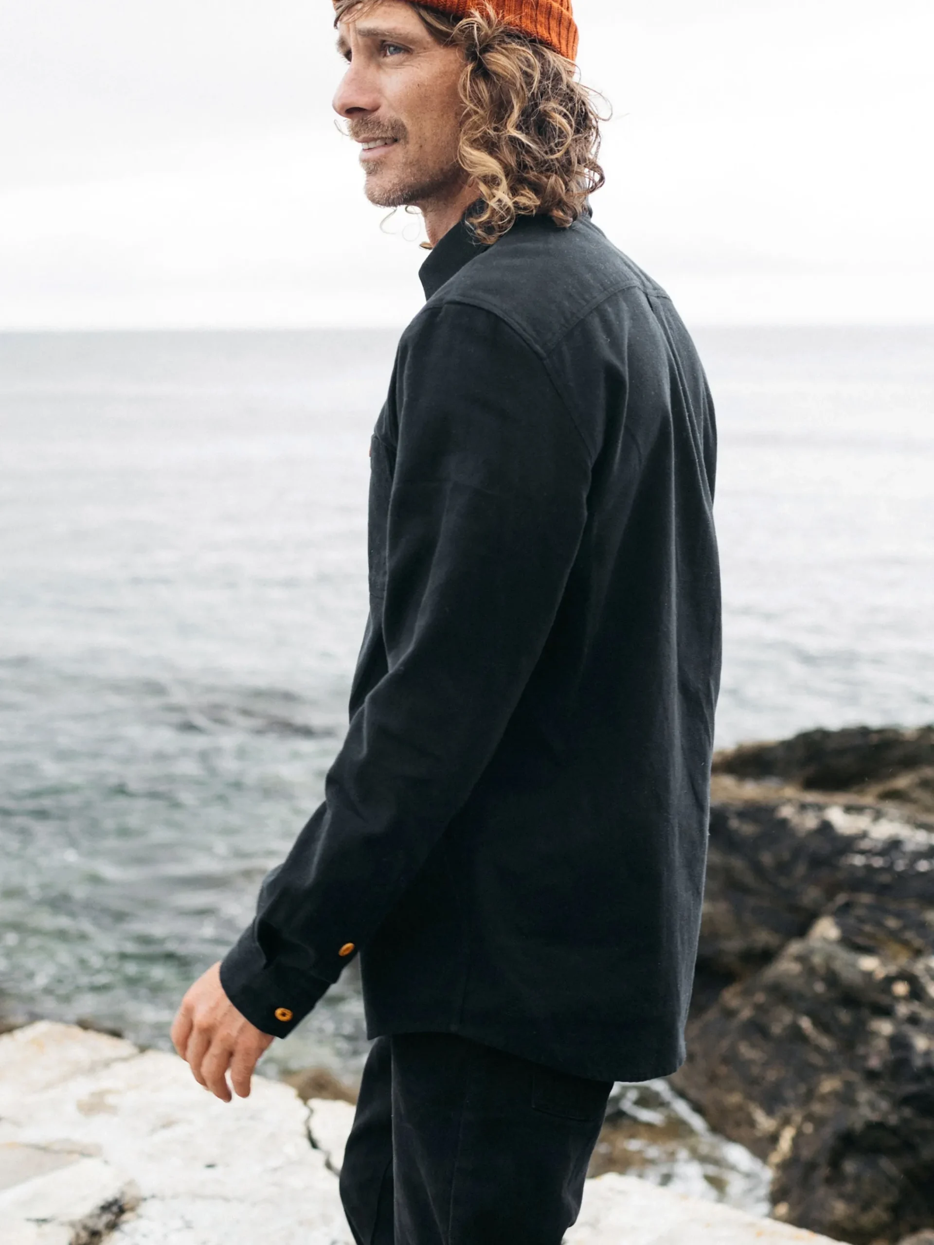 New Finisterre Men's Gylly Shirt Black