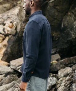 Best Finisterre Men's Gylly Shirt NavyDobby