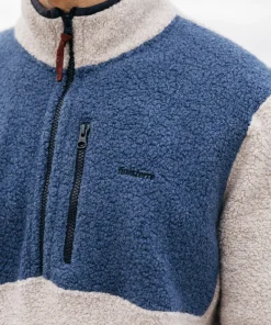 Discount Finisterre Men's Hegen 1/4 Zip Wool Fleece CoastalFjord/Oatmeal