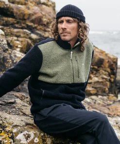 Shop Finisterre Men's Hegen 1/4 Zip Wool Fleece WillowGreen/Navy