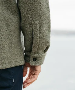 Store Finisterre Men's Hegen Fleece Shirt WillowGreen