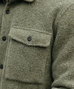 Store Finisterre Men's Hegen Fleece Shirt WillowGreen