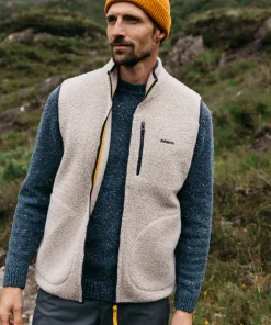 Clearance Finisterre Men's Hegen Wool Fleece Vest Oatmeal