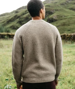 Hot Finisterre Men's Mora Knit Sweater Oatmeal