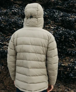 Store Finisterre Men's Nebulas Insulated Jacket WillowGreen