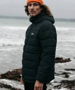 Hot Finisterre Men's Nebulas Insulated Jacket Black