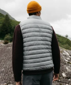 Hot Finisterre Men's Nimbus Insulated Vest Whale