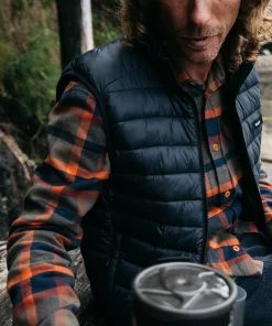 Online Finisterre Men's Nimbus Insulated Vest Black