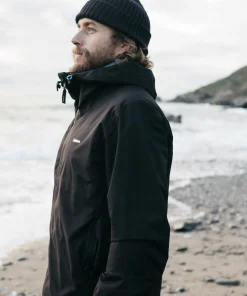 Fashion Finisterre Men's Rainbird Waterproof Jacket Black