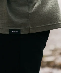 Hot Finisterre Men's Seeker Merino Long Sleeve T-Shirt Olive
