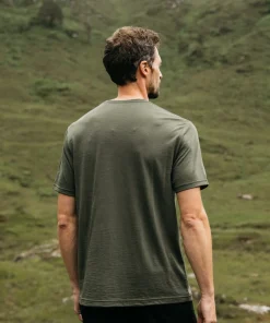 Clearance Finisterre Men's Seeker Merino T-Shirt Olive