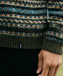New Finisterre Men's Shetland Fair Isle Sweater Multi