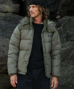 Clearance Finisterre Men's Stratos Modular Jacket Olive