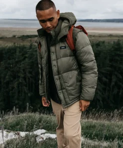 Clearance Finisterre Men's Stratos Modular Jacket Olive