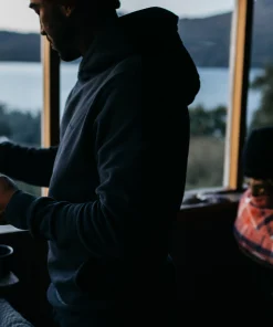 New Finisterre Men's Zawn Hoodie Navy