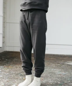 Best Finisterre Men's Zawn Jogger Raven