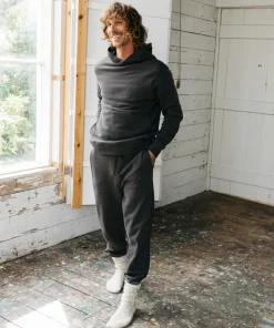 Best Finisterre Men's Zawn Jogger Raven