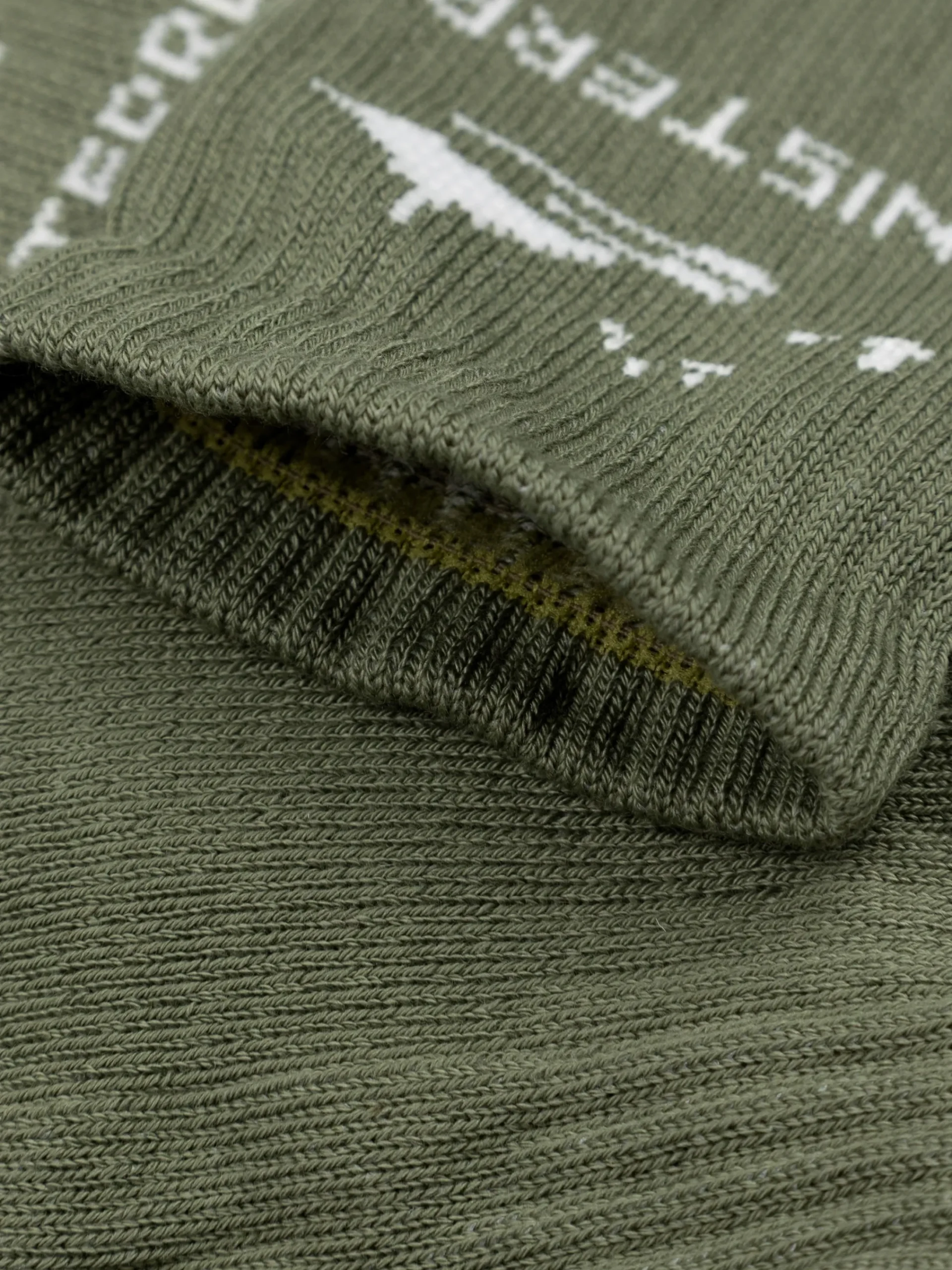 Cheap Finisterre Rossby Sports Sock PendantOlive/Ecru
