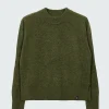 Store Finisterre Women's Cavan Ribbed Knit Sweater Olive