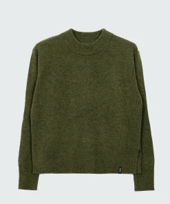 Store Finisterre Women's Cavan Ribbed Knit Sweater Olive