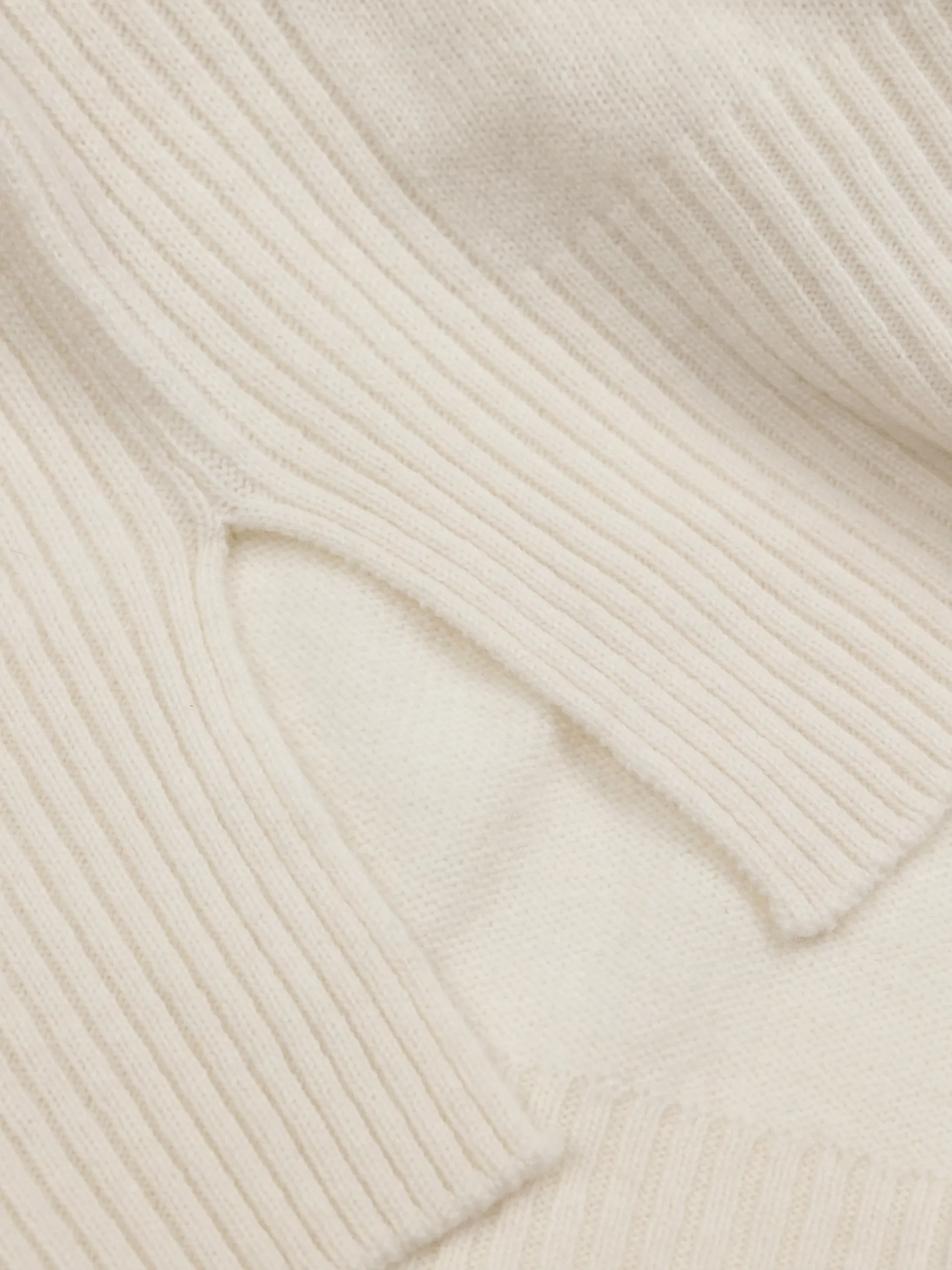 New Finisterre Women's Cavan Ribbed Knit Sweater Ecru
