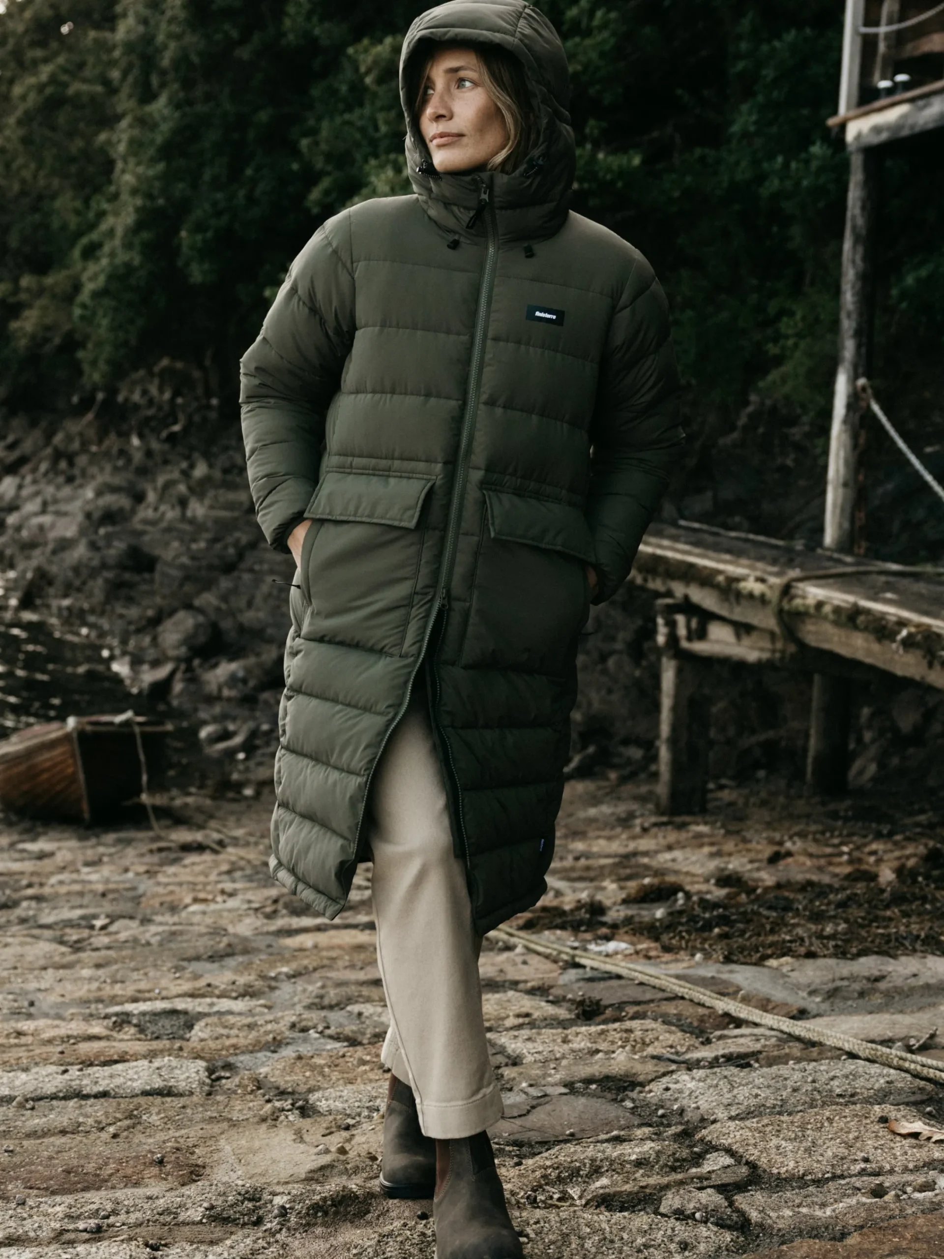 Outlet Finisterre Women's Elara Coat Olive