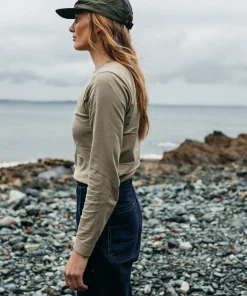 Discount Finisterre Women's Eldon Long Sleeve T-Shirt WillowGreen