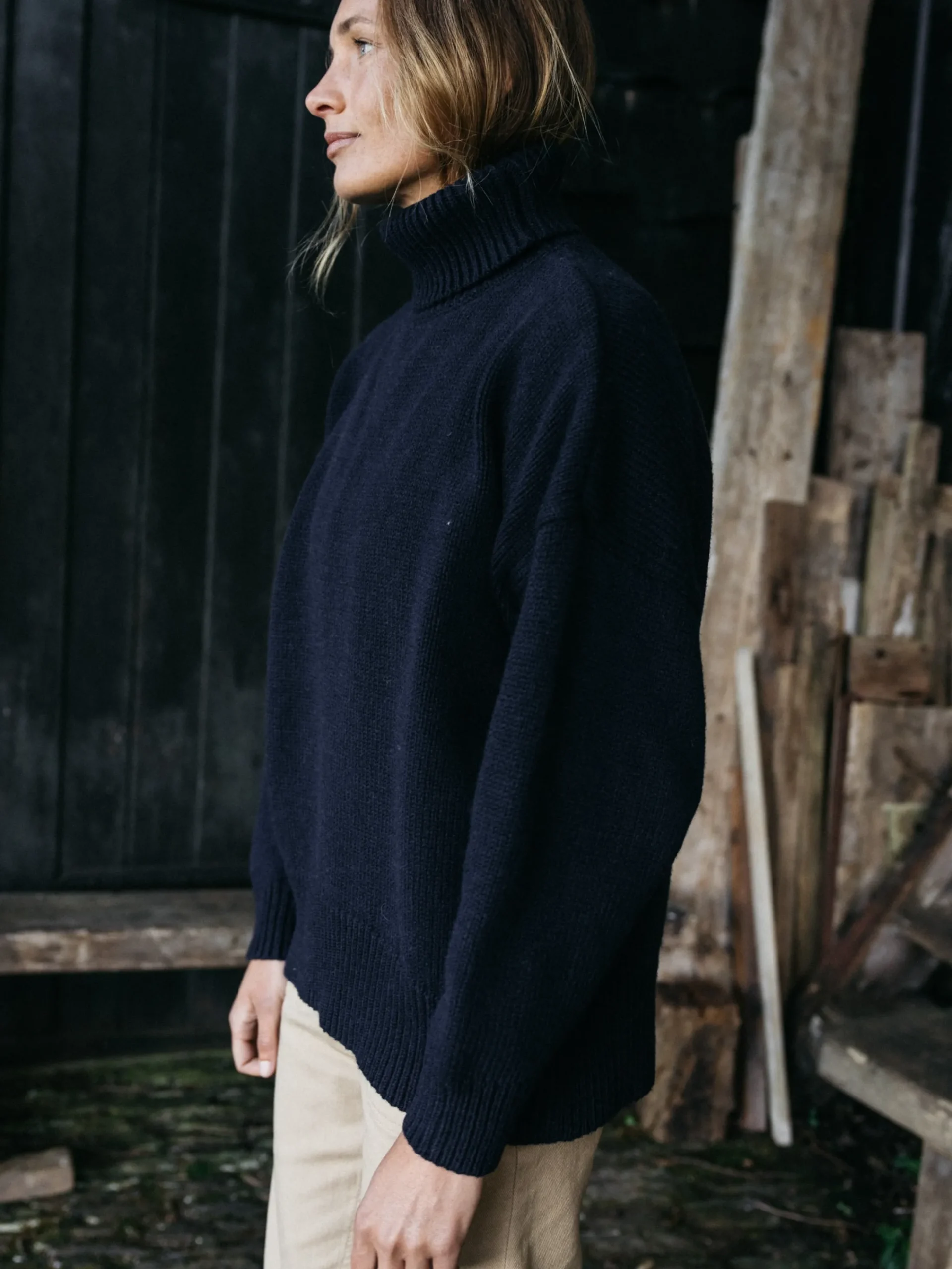 Store Finisterre Women's Eyre Roll Neck Knit Sweater Navy