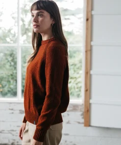 Fashion Finisterre Women's Farne Crew Neck Knit Sweater Sable