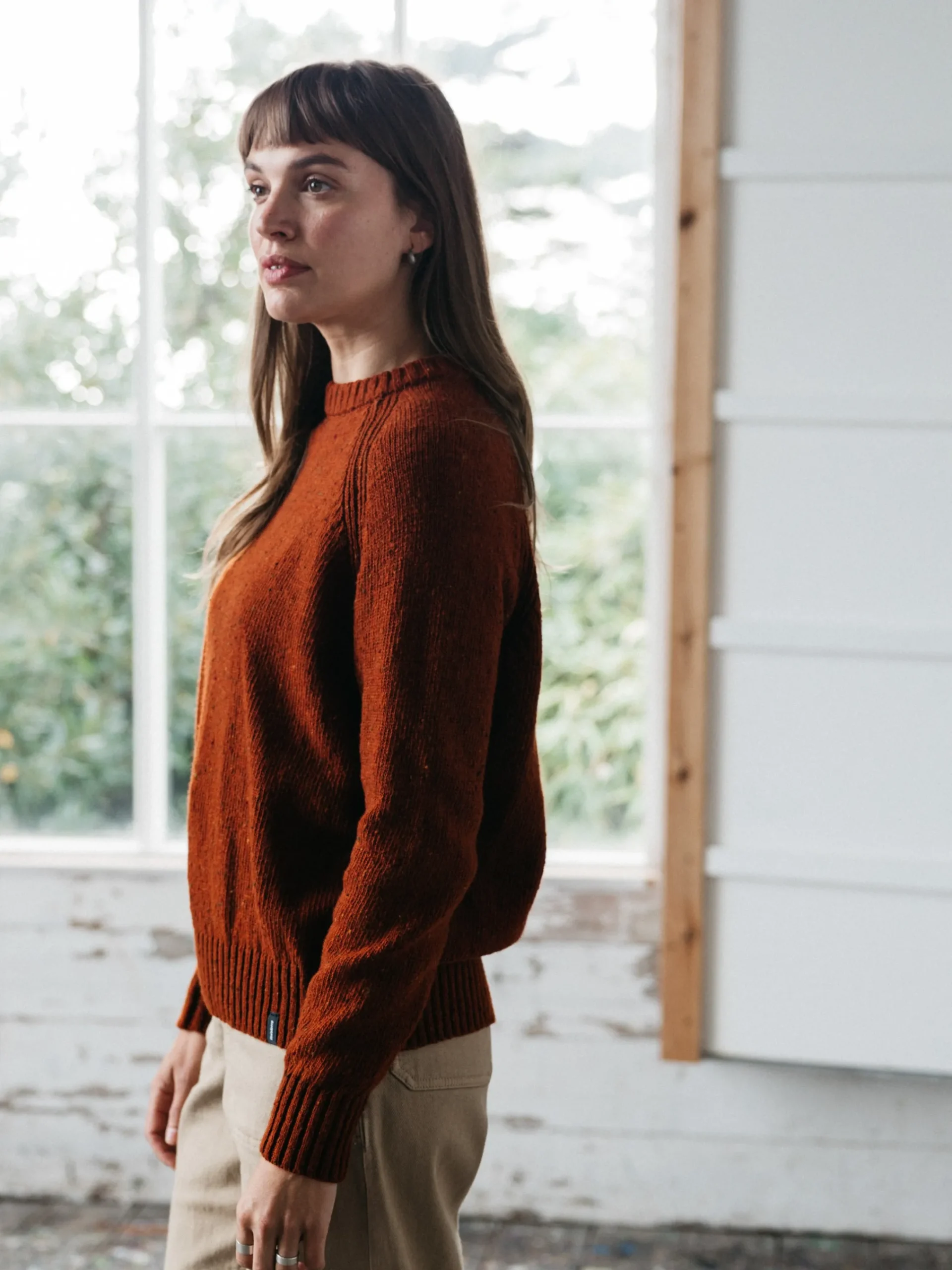 Fashion Finisterre Women's Farne Crew Neck Knit Sweater Sable