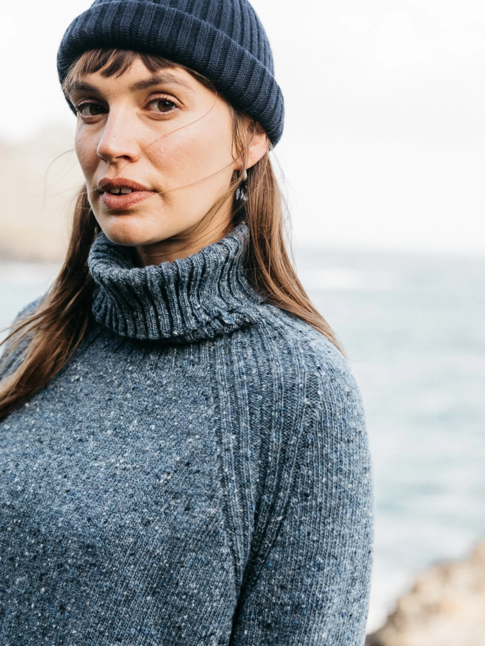 New Finisterre Women's Farne Roll Neck Knit Sweater Indigo