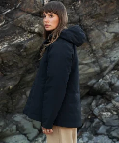 Outlet Finisterre Women's Ignis Jacket Black