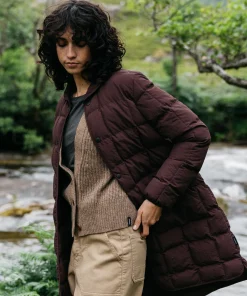Cheap Finisterre Women's Lapwing Coat BlackCherry