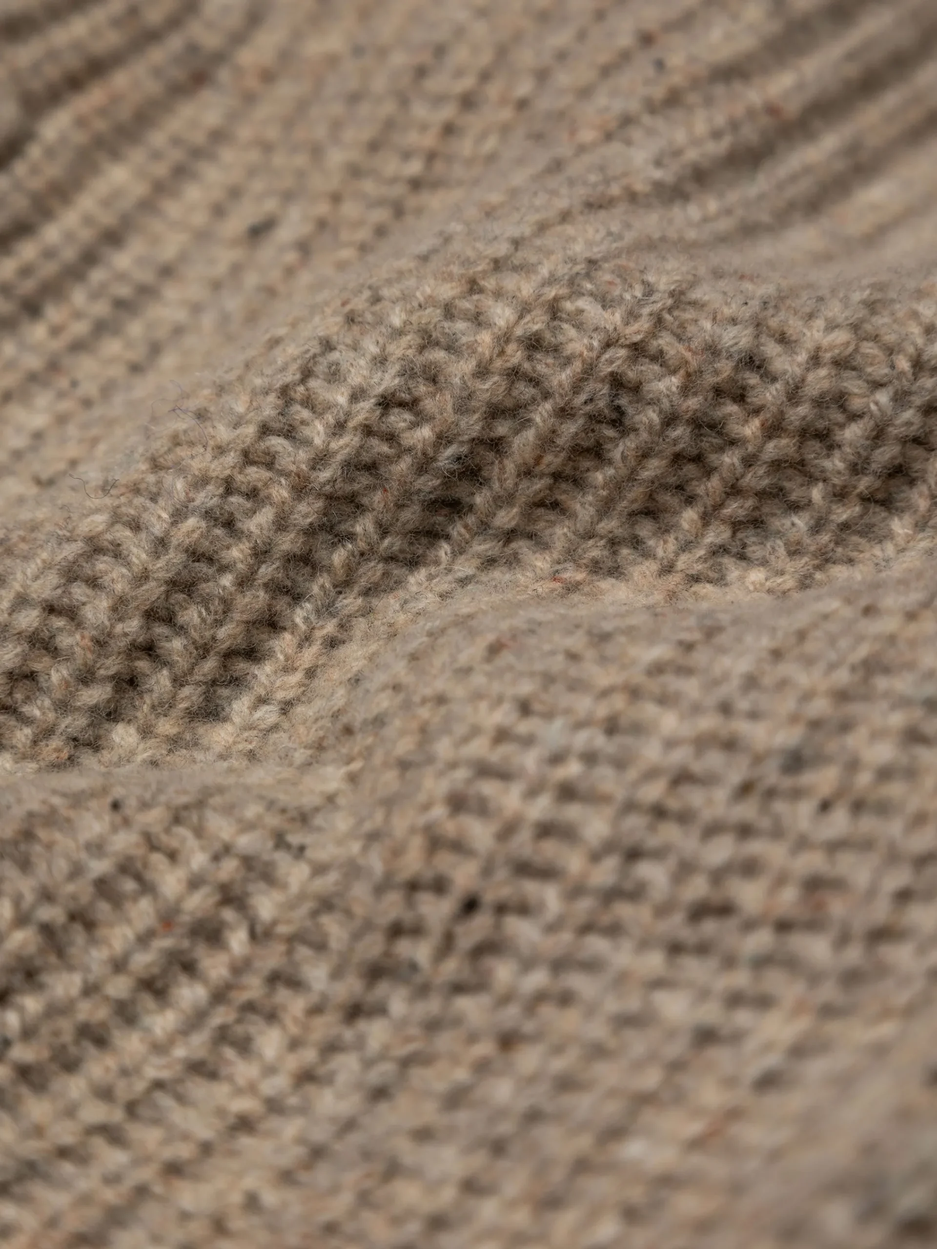 Hot Finisterre Women's Mora Knit Cardigan Oatmeal