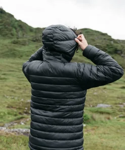 Fashion Finisterre Women's Nimbus Hooded Jacket Black